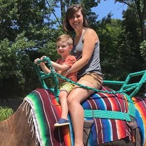 Meet your Posher, Christina